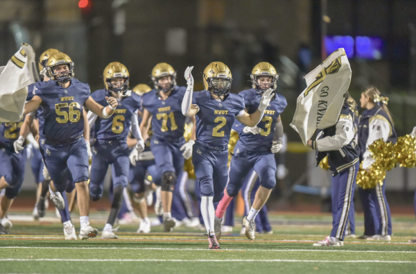 The Latest–Football defeats West Milford 40-0, and girls soccer moves on to semis in the NJSIAA tournament